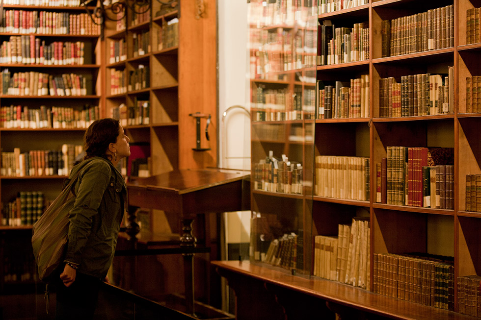 Recoleta Dominica Heritage Library collections.