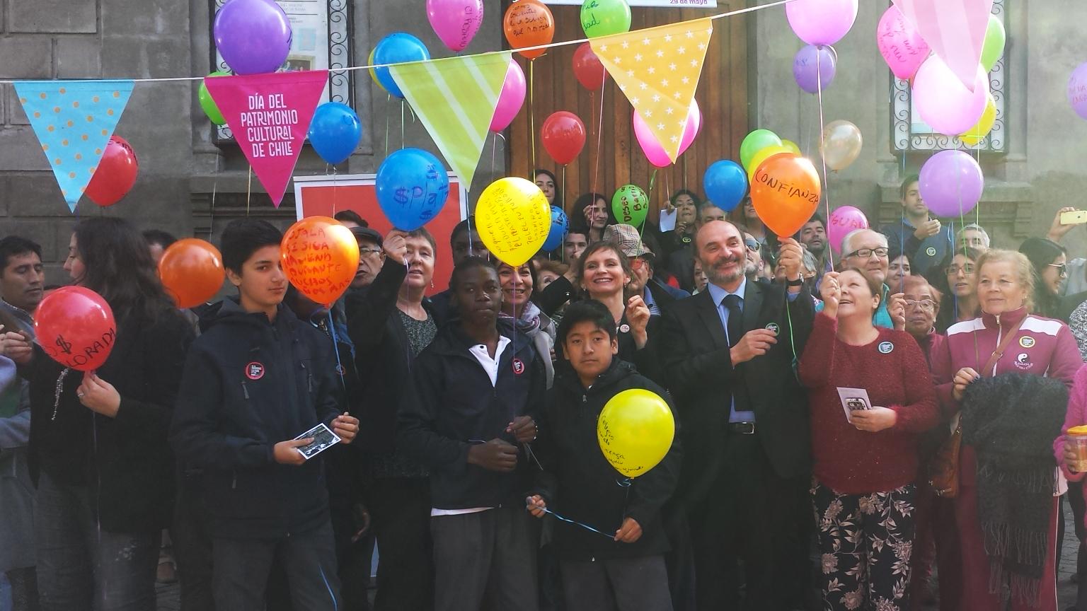 Autoridades junto a la comunidad del barrio Huemul dan el vamos al DPC 2016