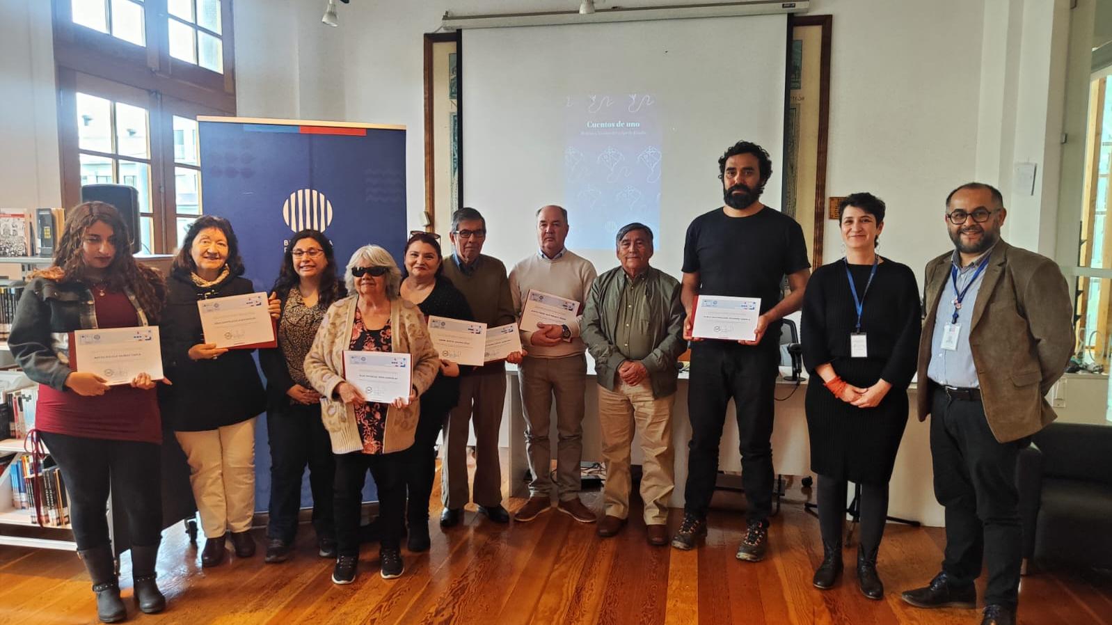 Participantes del concurso literario