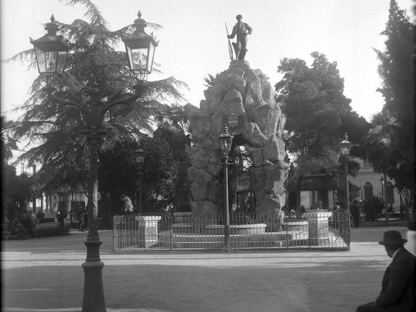 Monument to the Roto Chileno