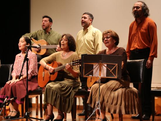Presentación del conjunto Cuncumen, ganador del premio Fidel Sepúlveda Llanos 2015.