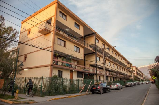 La Villa Olímpica es un conjunto habitacional representativo de las políticas públicas de acceso a la vivienda, principalmente de viviendas sociales destinadas a clases medias y bajas.