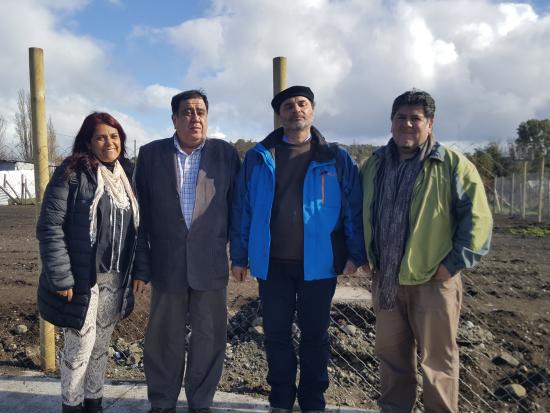 Director de la Dibam, Ángel Cabeza junto a Gobernador de Chiloé, Pedro Bahamondez y la secretaria ejecutiva del Consejo de Monumentos Nacionales, Ana Paz Cárdenas