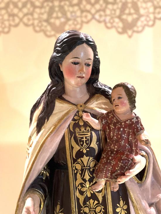 Virgen del Carmen con el Niño Jesús