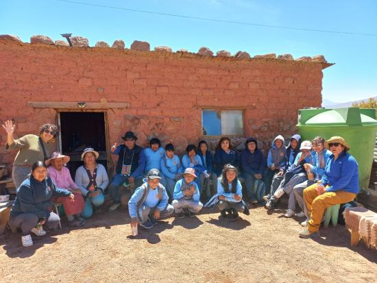 Talleres Portadores de Tradiciones del Sistema de Ganadería Altoandino de Camélidos